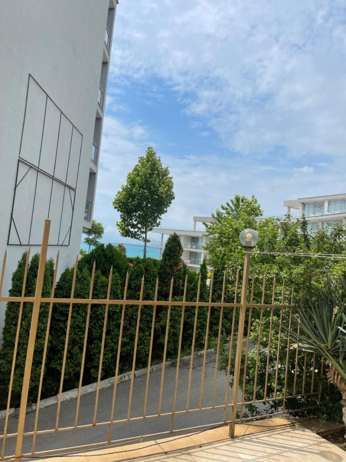 Le Premiere Randevu Apartment Sveti Vlas Exterior foto