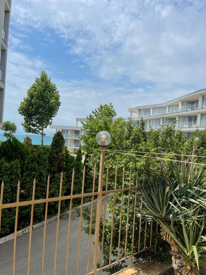Le Premiere Randevu Apartment Sveti Vlas Exterior foto