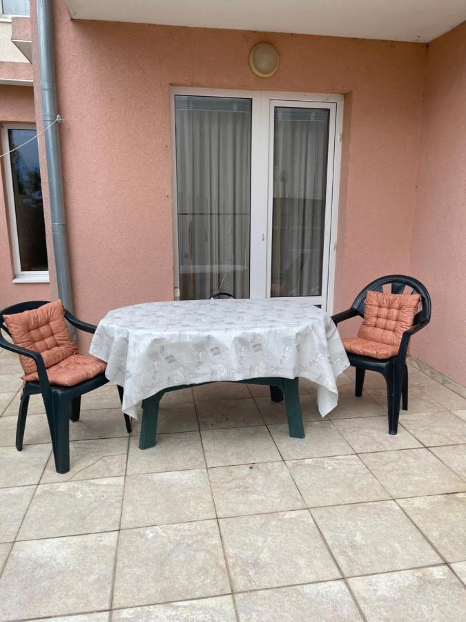 Le Premiere Randevu Apartment Sveti Vlas Exterior foto