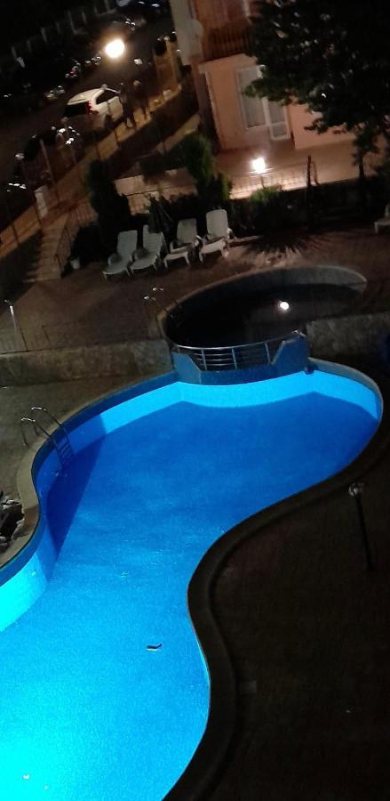 Le Premiere Randevu Apartment Sveti Vlas Exterior foto